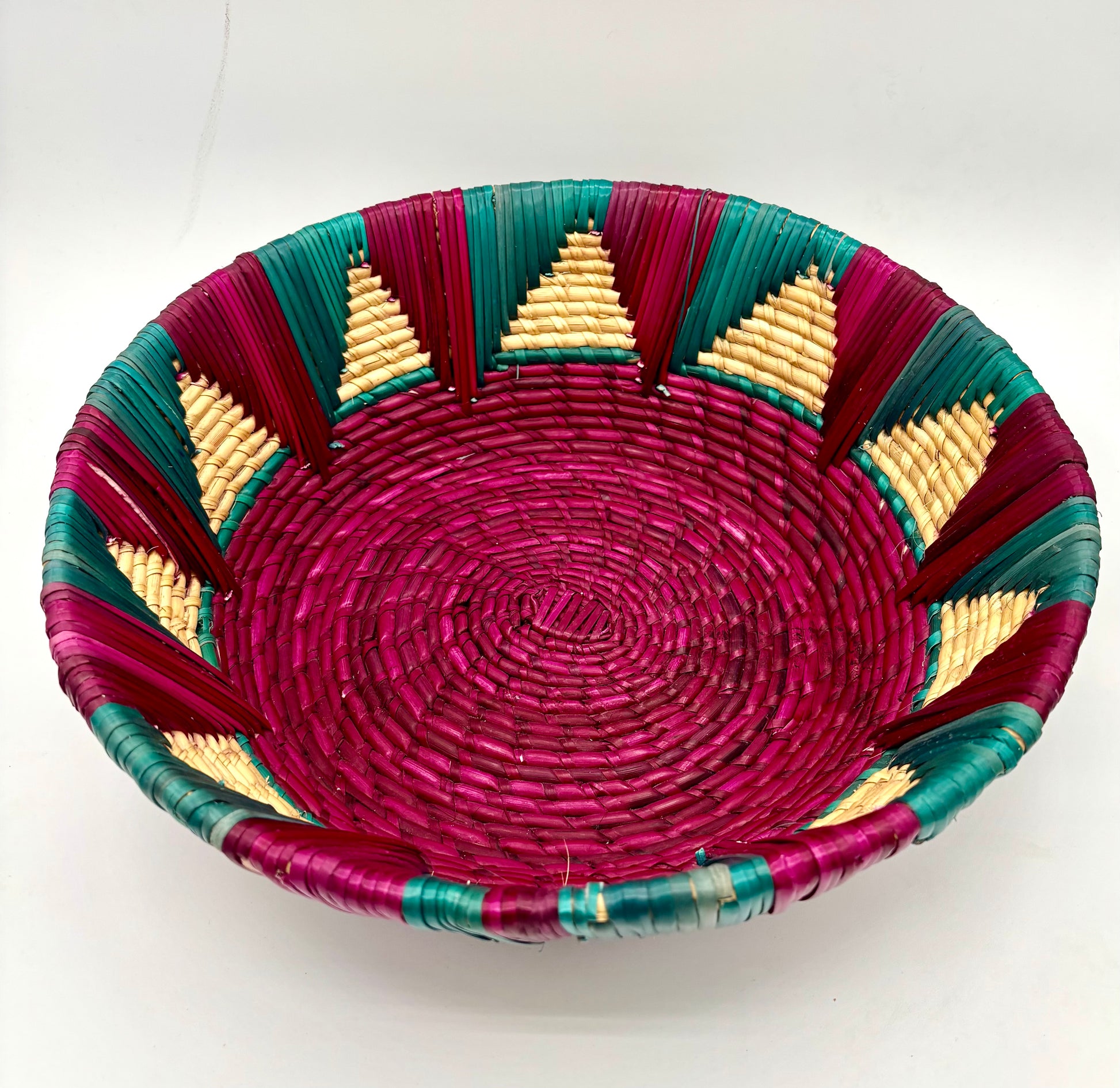 Corbeille tréssée artisanale Soleil de Dakar