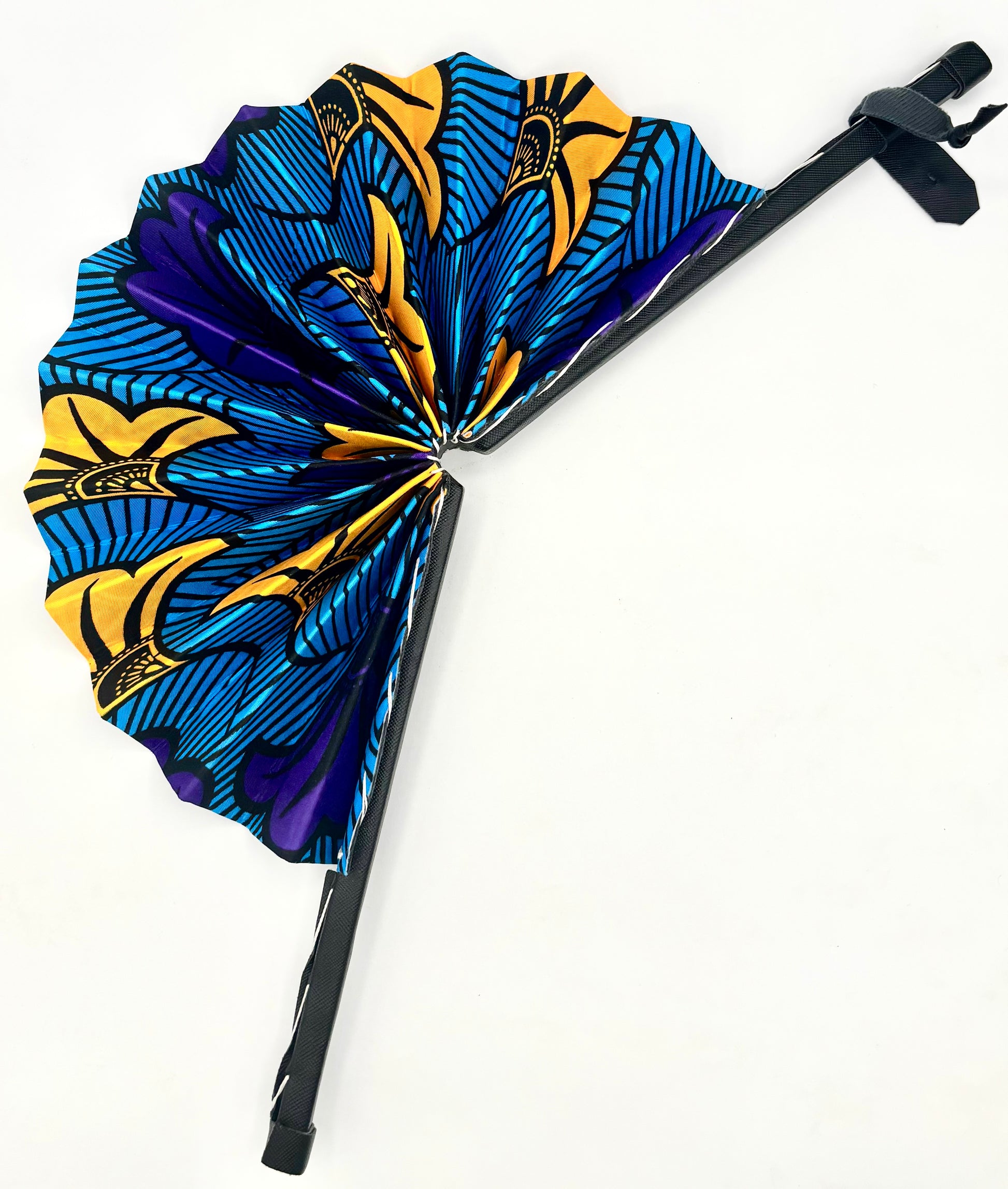 Eventail artisanal bleu Saphir fait main