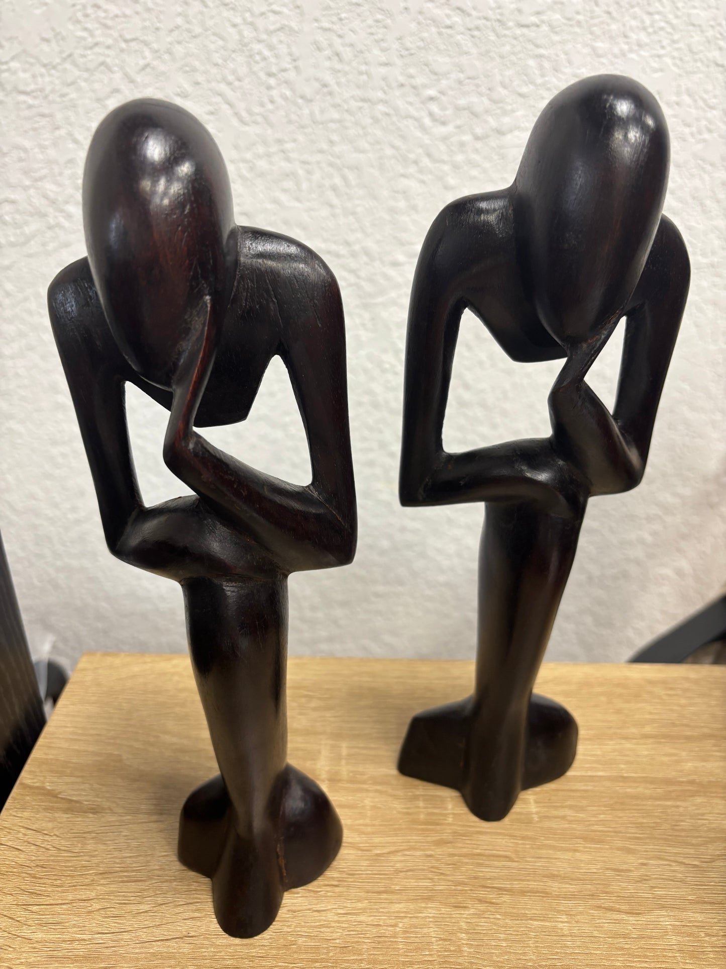Sculpture Africaine vintage en Bois – Le Penseur – Art Contemporain Inspiré de Rodin