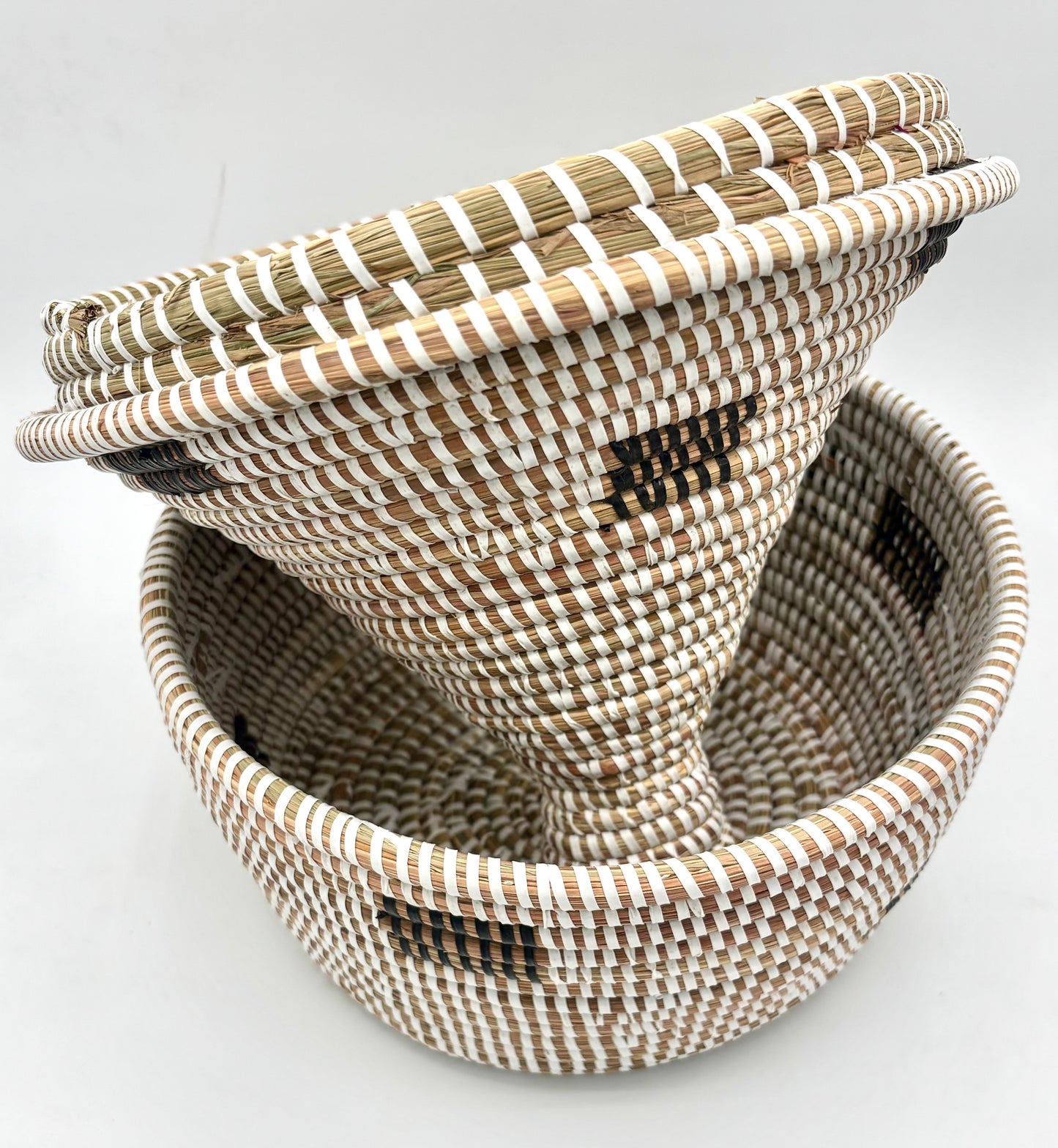 Panier tressé avec couvercle « Sahara »