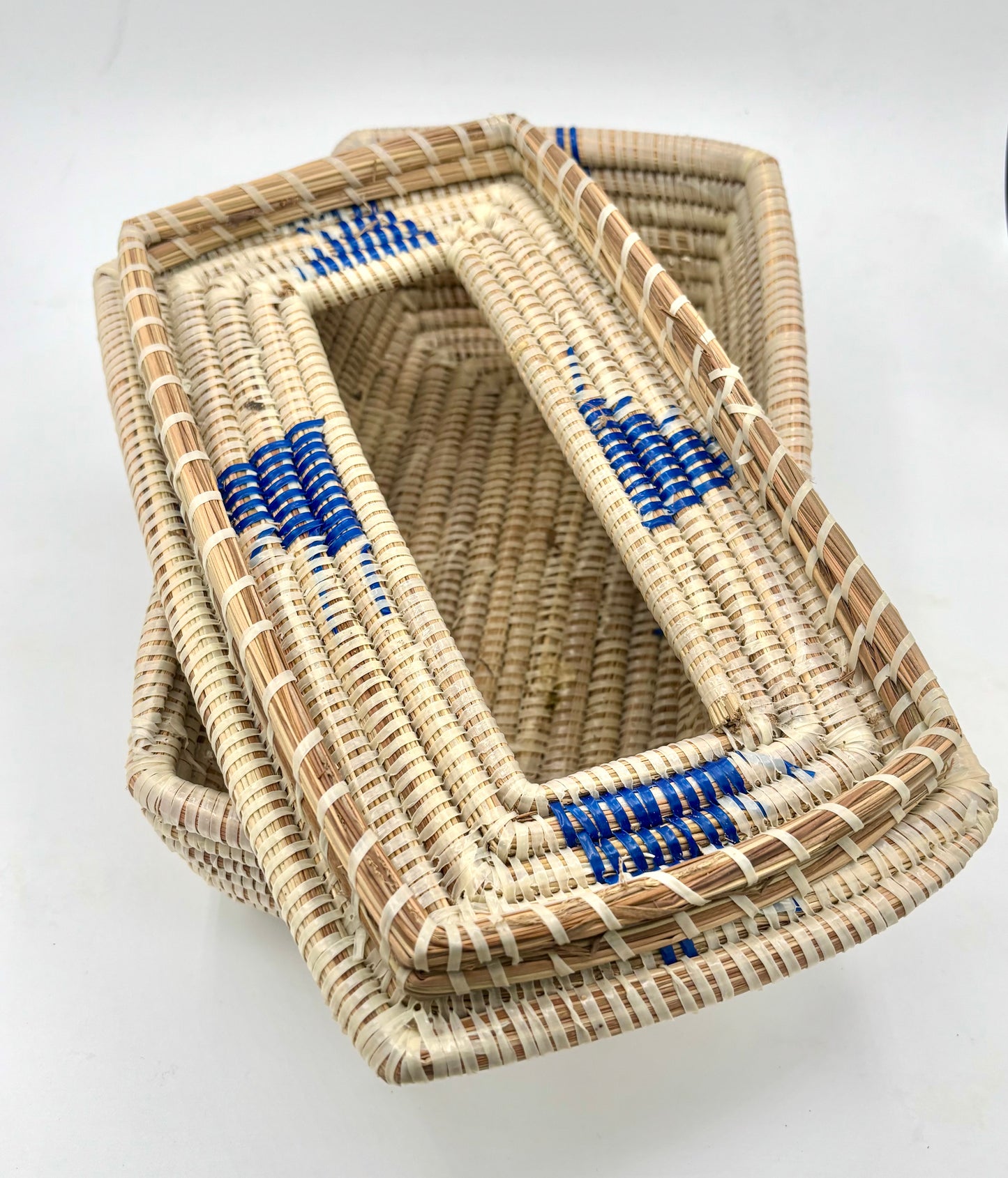 Boîte à mouchoirs artisanale « Dakar Bleu »