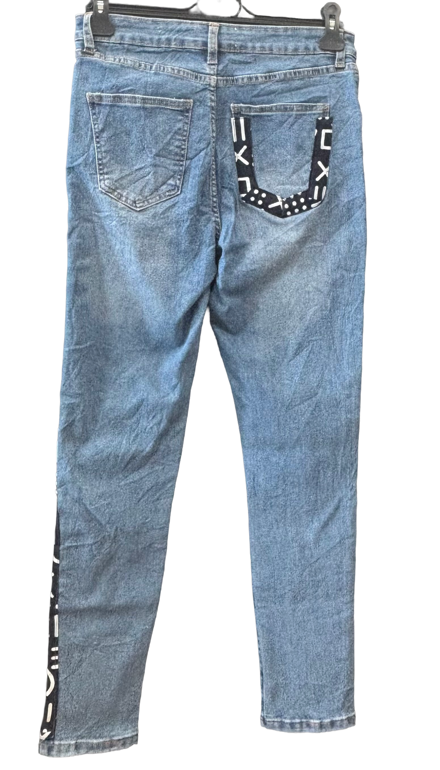 Jean Upcyclé Denim & Wax Graphique Bleu et Blanc – Pièce Unique T36