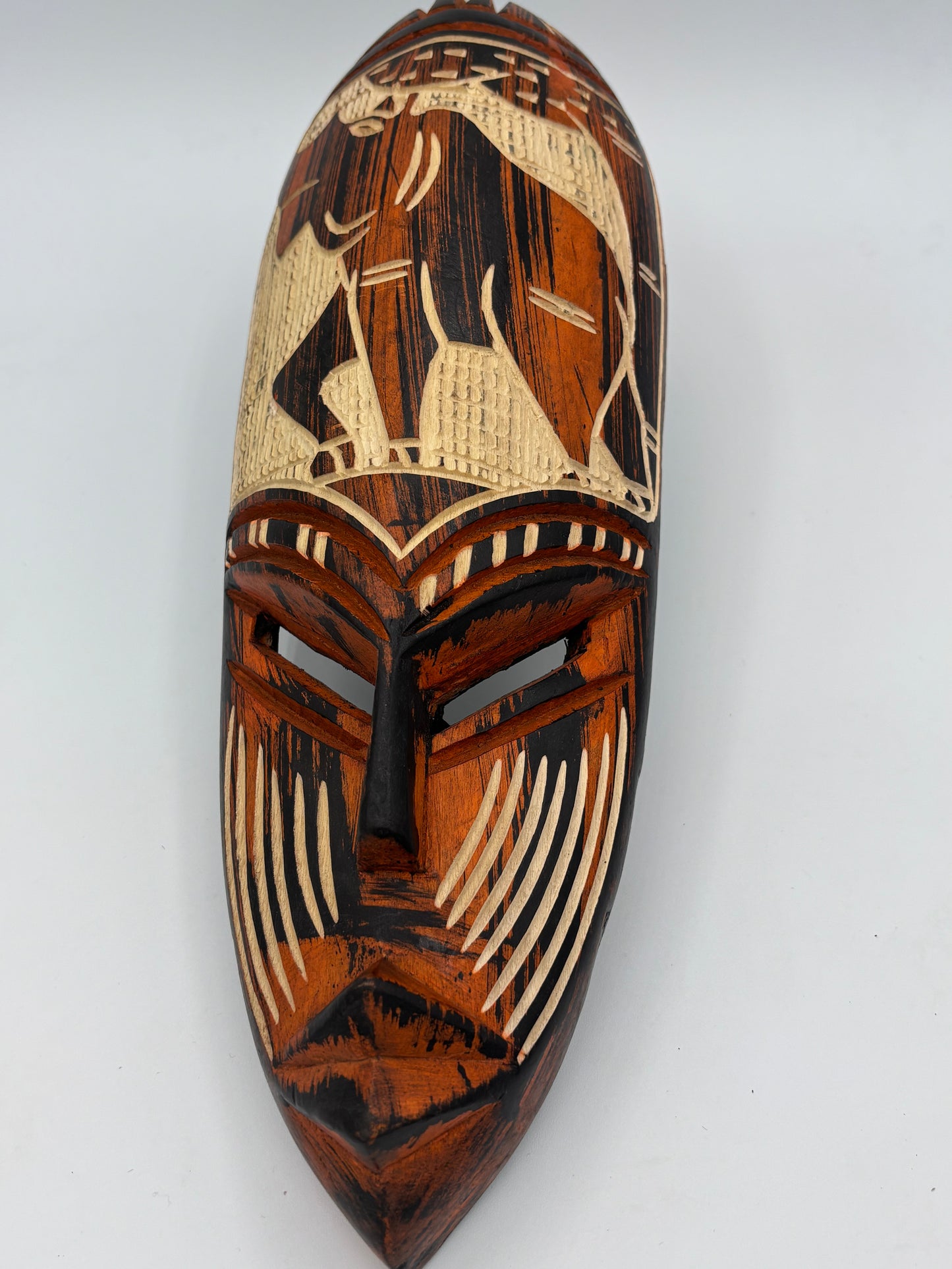 Masque africain Rhinoceros sculpté Sénégal