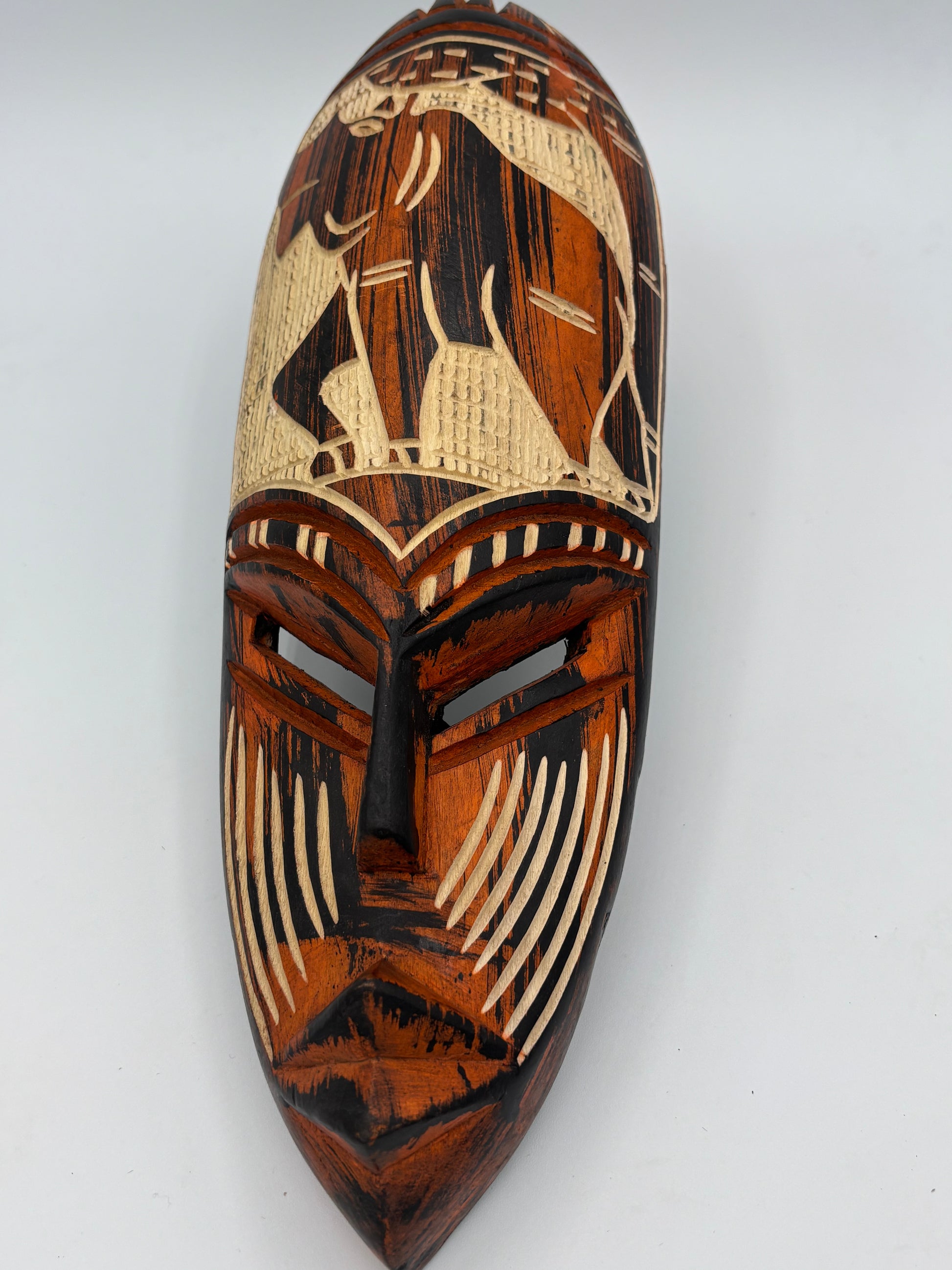 Masque africain Rhinoceros sculpté Sénégal